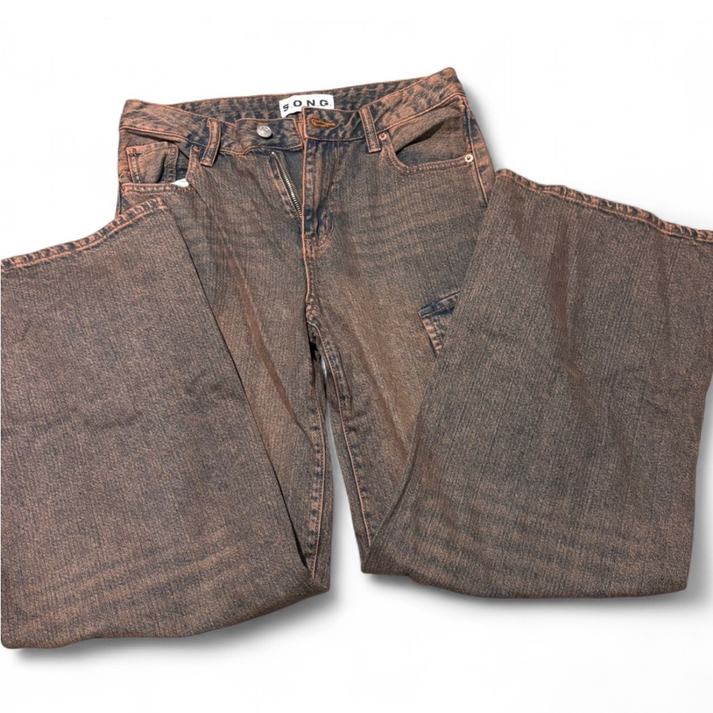 Relaxed Brown Jeans with Comfortable Fit
